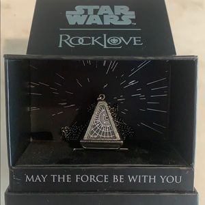 Star Wars RockLove Wayfinder Necklace